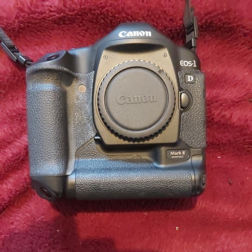 Canon eos mark 8 2 - 1d,