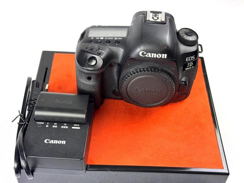 Canon eos mark 30 - mark, iv